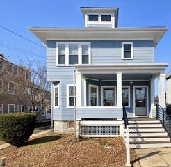 172 Maplewood 0, Watertown, MA 02472