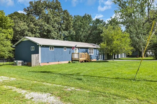 1406 Royal Trl, Manchester, TN 37355