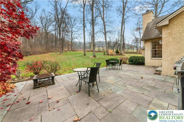 515 Stouts Valley Road, Williams Twp, PA 18042