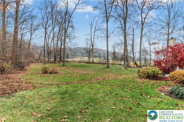 515 Stouts Valley Road, Williams Twp, PA 18042