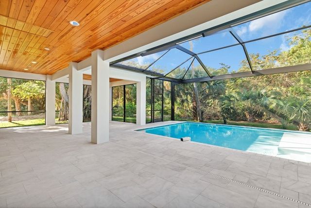 11765 Brown Pelican Way, Vero Beach, FL 32963