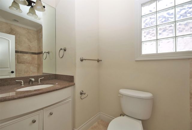 707 Welch, Houston, TX 77006