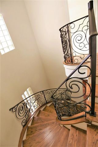 707 Welch, Houston, TX 77006