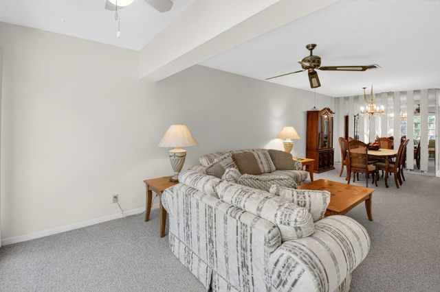 1150 Mahogany Way 203, Delray Beach, FL 33445