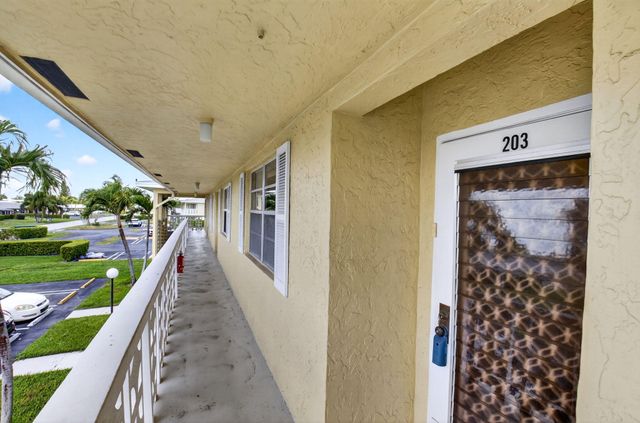 1150 Mahogany Way 203, Delray Beach, FL 33445