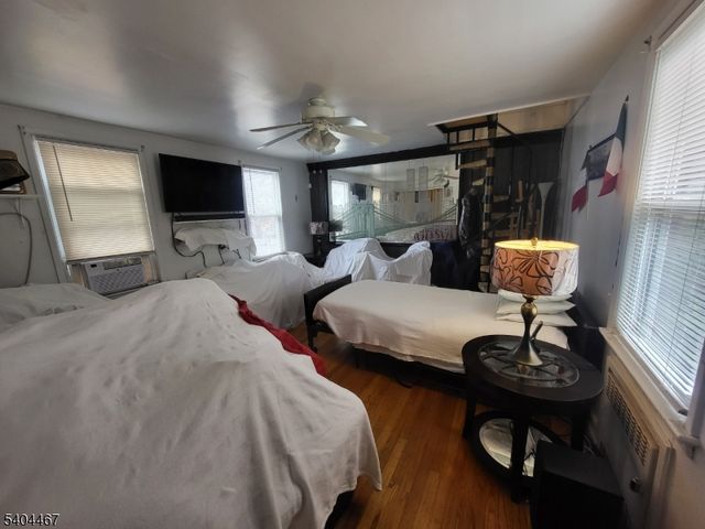 52 Passaic Ave, Livingston Twp., NJ 07039