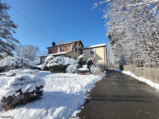 52 Passaic Ave, Livingston Twp., NJ 07039