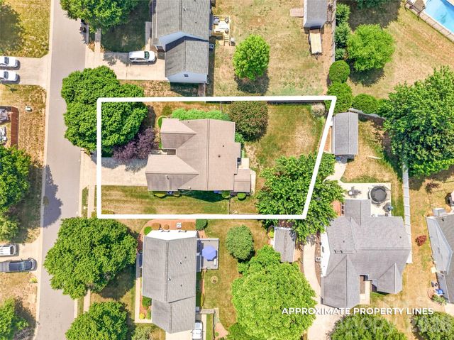 140 Gabriel Drive, Mooresville, NC 28115