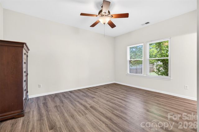 140 Gabriel Drive, Mooresville, NC 28115