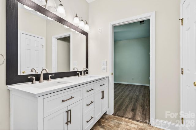 140 Gabriel Drive, Mooresville, NC 28115