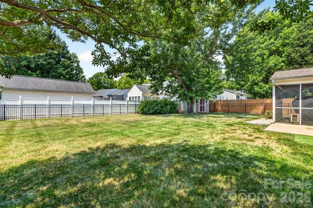 140 Gabriel Drive, Mooresville, NC 28115