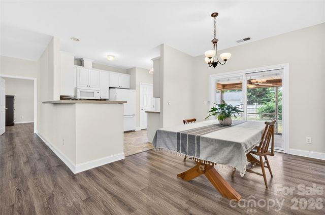 140 Gabriel Drive, Mooresville, NC 28115