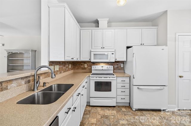 140 Gabriel Drive, Mooresville, NC 28115