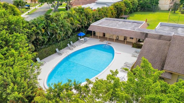 3001 Linton Boulevard 204C, Delray Beach, FL 33445