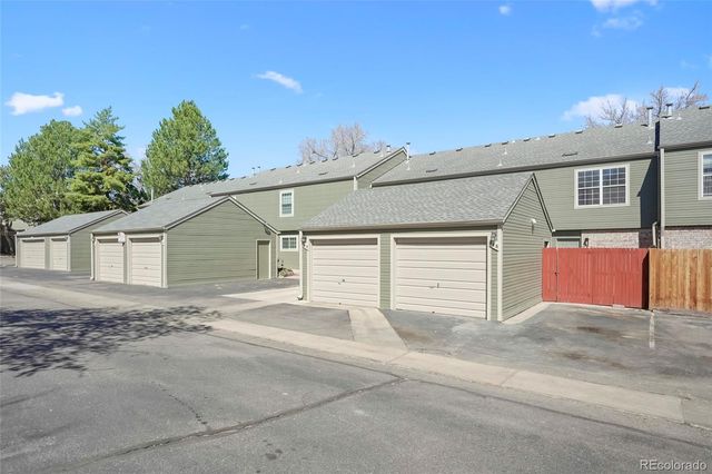 3415 S Ammons Street 6, Lakewood, CO 80227