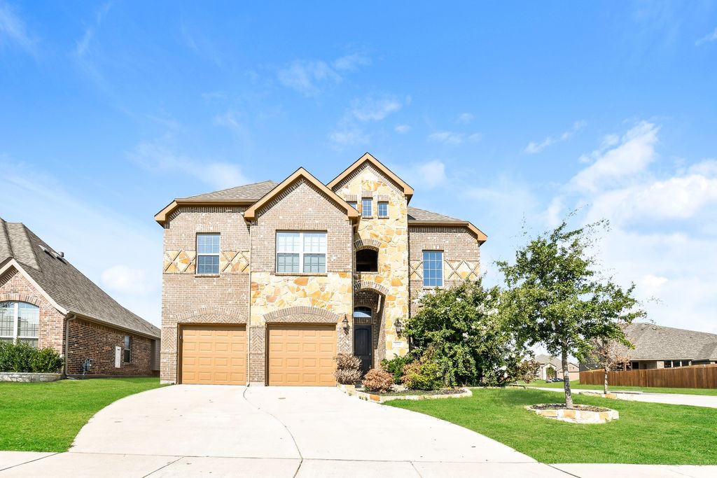 293 Arbury Drive, Forney, TX 75126