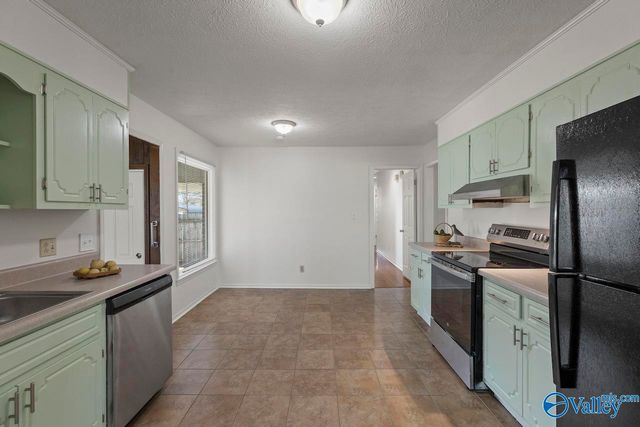 16171 East Glenn Valley, Athens, AL 35611