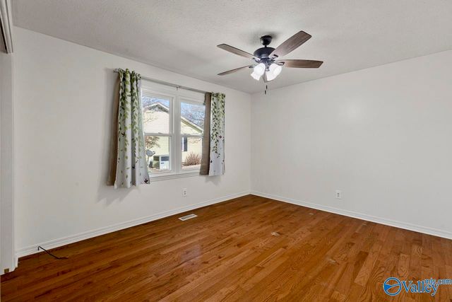 16171 East Glenn Valley, Athens, AL 35611