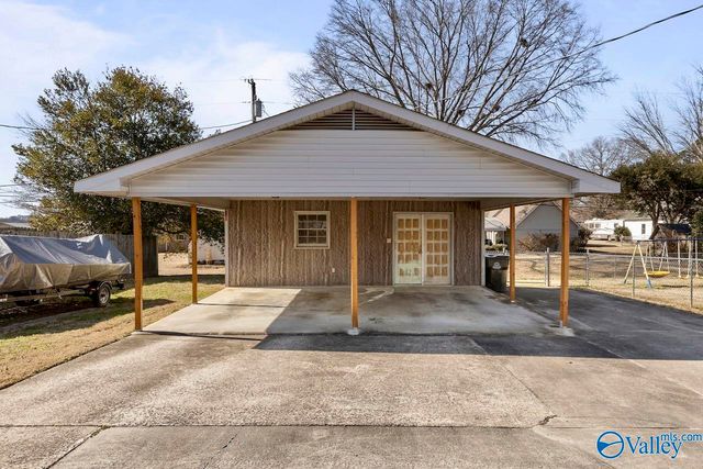 16171 East Glenn Valley, Athens, AL 35611