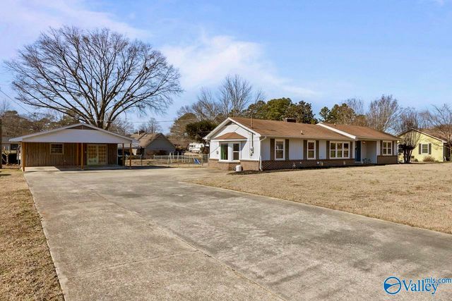 16171 East Glenn Valley, Athens, AL 35611