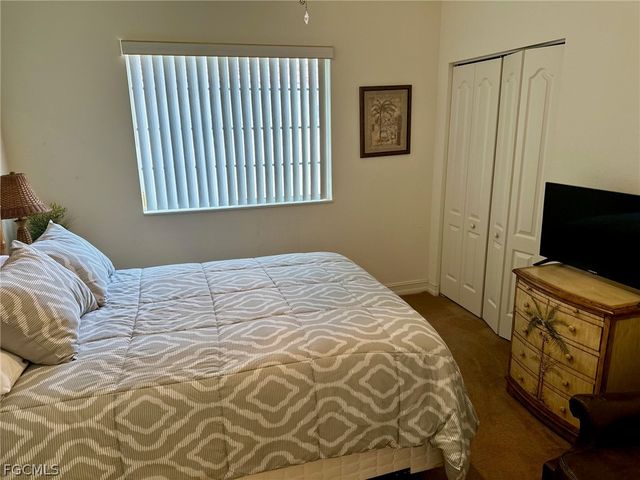 675 Luisa LN 825, Naples, FL 34104