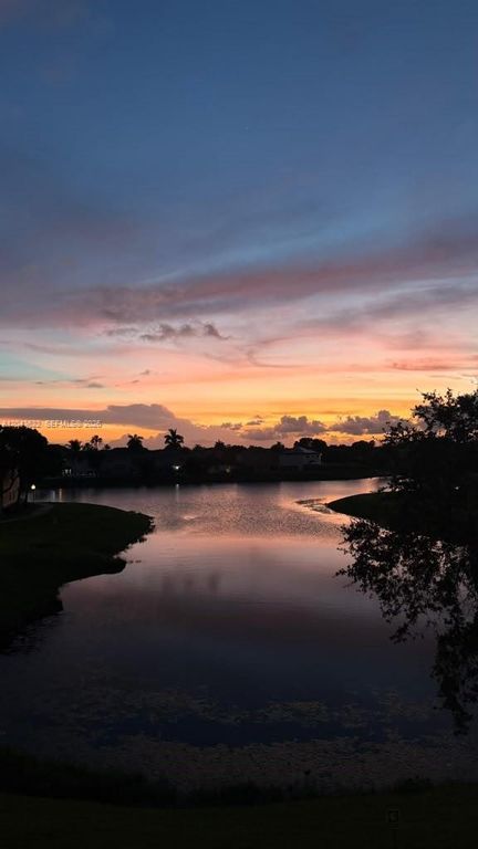 21100 SW 87th Avenue 304, Cutler Bay, FL 33189
