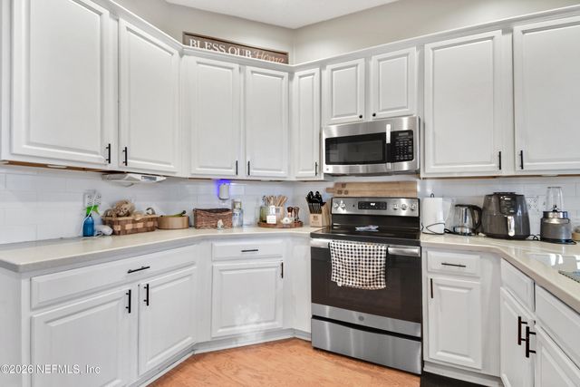 129 ELMWOOD Drive, St. Johns, FL 32259