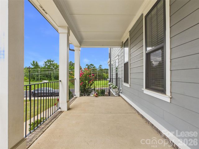 10163 Meeting House Drive NW, Huntersville, NC 28078