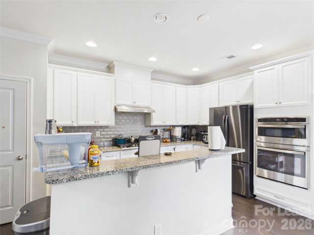 10163 Meeting House Drive NW, Huntersville, NC 28078