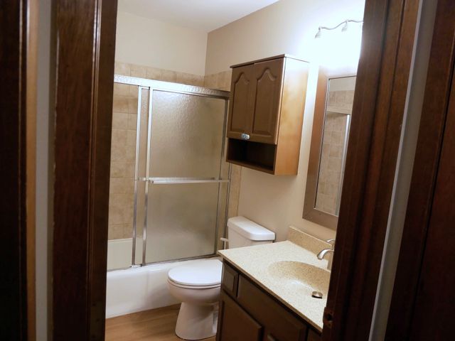 1132 Emma Avenue, Des Moines, IA 50315