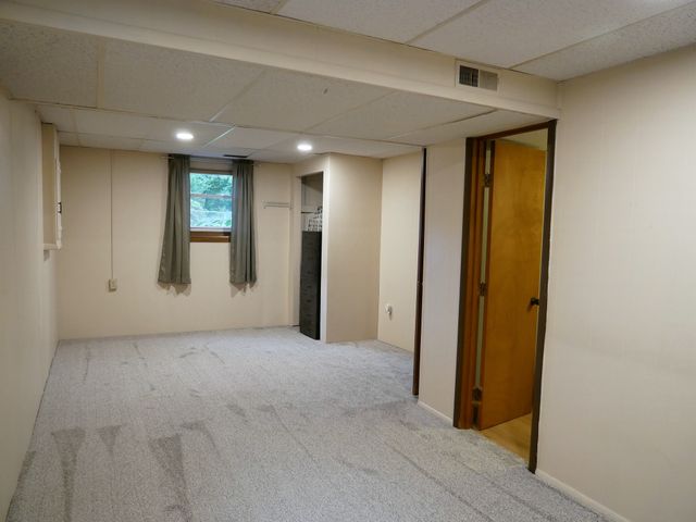 1132 Emma Avenue, Des Moines, IA 50315