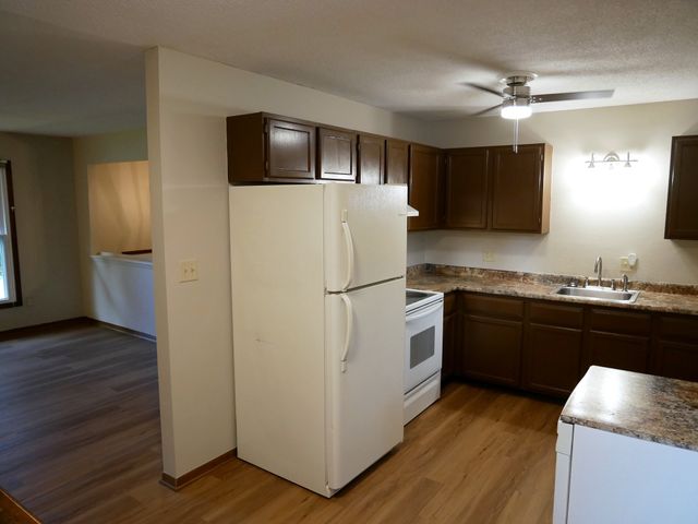1132 Emma Avenue, Des Moines, IA 50315