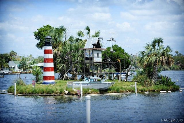 7429 W Revere Lane, Homosassa, FL 34448
