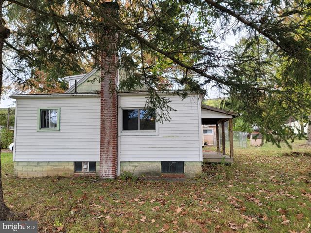 656 S TEMPLE LN, Altoona, PA 16602