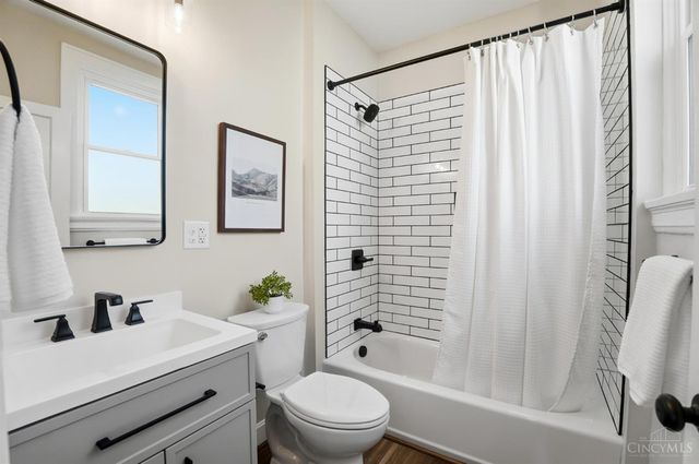 6325 Chandler Street, Cincinnati, OH 45227