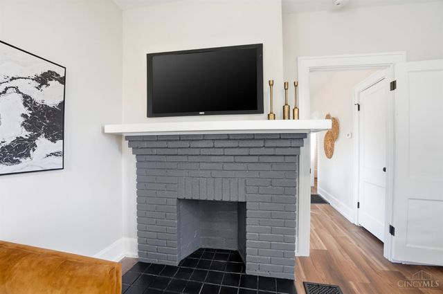 6325 Chandler Street, Cincinnati, OH 45227