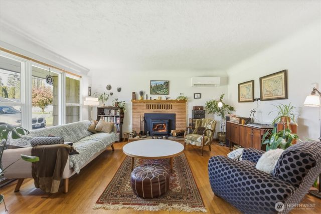 3302 Pine Street, Longview, WA 98632