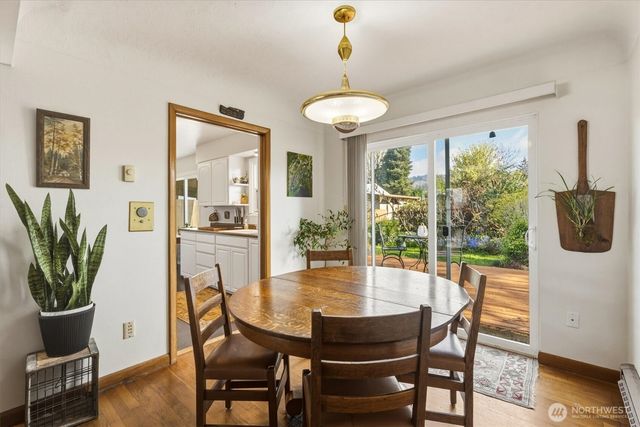 3302 Pine Street, Longview, WA 98632