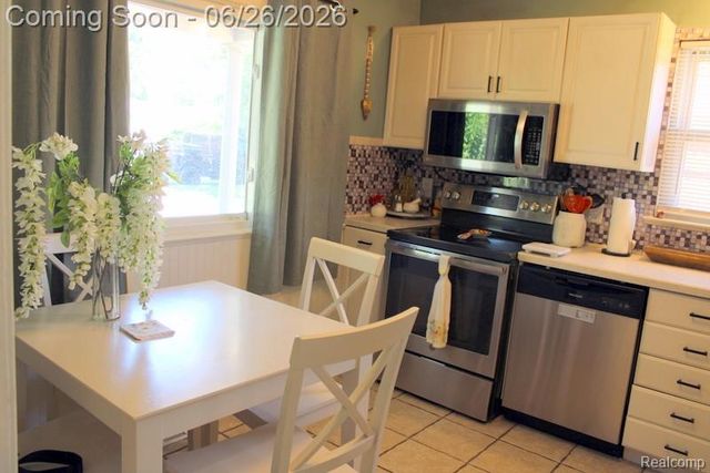 8951 Stevens Street, Taylor, MI 48180