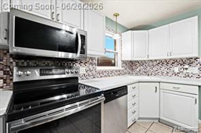 8951 Stevens Street, Taylor, MI 48180