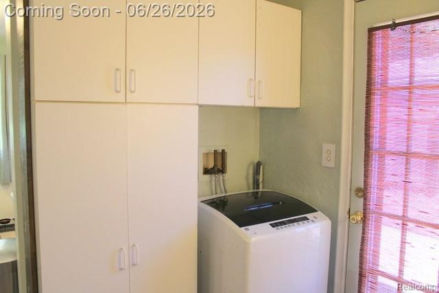 8951 Stevens Street, Taylor, MI 48180