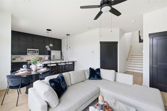 4603 Harrisburg Boulevard B, Houston, TX 77011