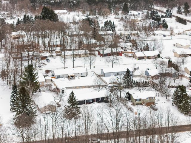 1650 Rasho Road, East Bay Twp, MI 49696