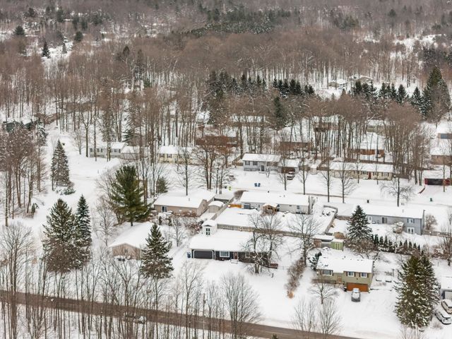 1650 Rasho Road, East Bay Twp, MI 49696