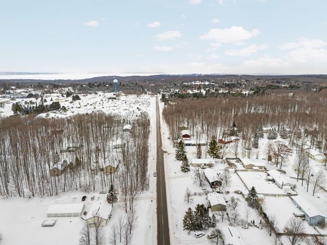 1650 Rasho Road, East Bay Twp, MI 49696