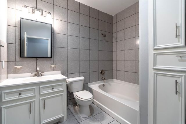 1122 Ryon Street B, Houston, TX 77009