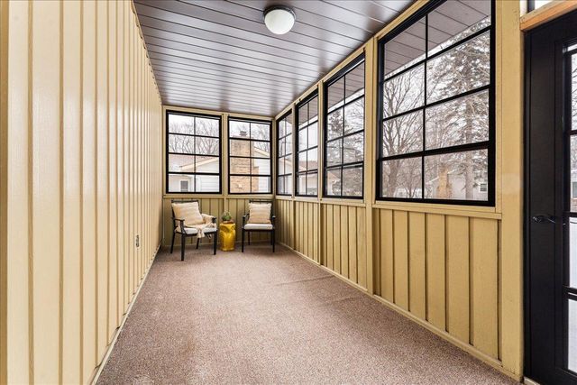 3009 W 100th Street, Bloomington, MN 55431