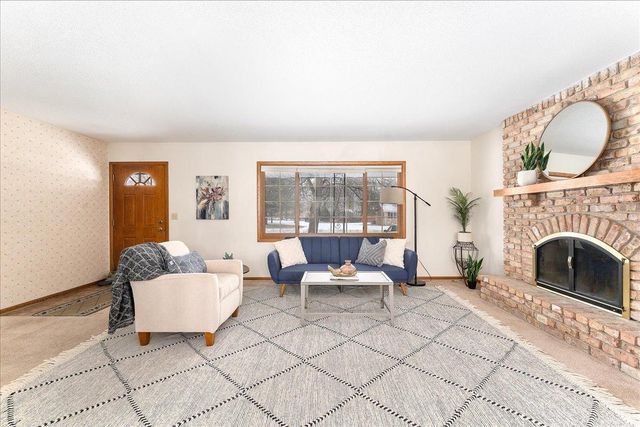 3009 W 100th Street, Bloomington, MN 55431