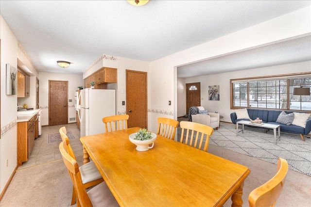 3009 W 100th Street, Bloomington, MN 55431