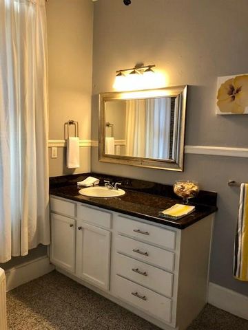 915 11th Street, Galveston, TX 77550